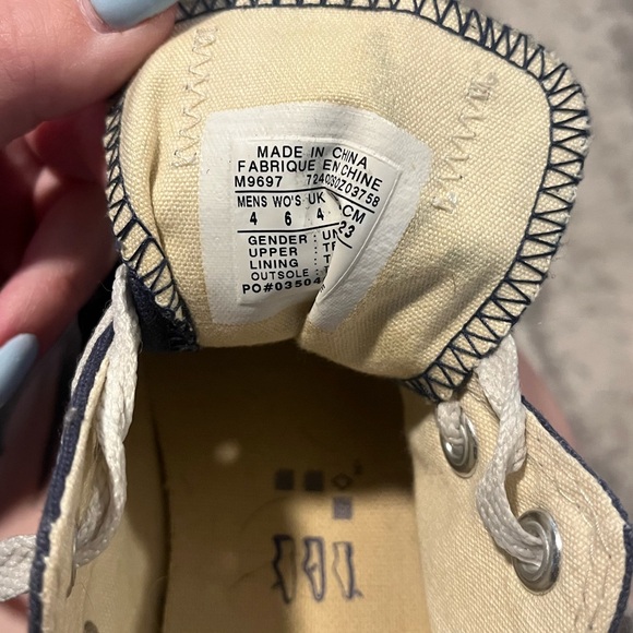 Women’s Converse size 6 - Picture 6 of 6